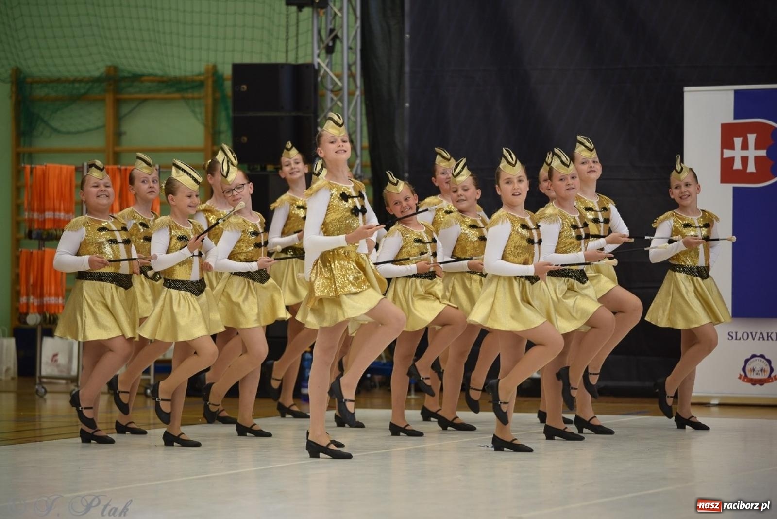 Zdjęcie w galerii na portalu naszraciborz.pl: Trzydniowe święto mażoretek w Raciborzu wiadomości z regionu