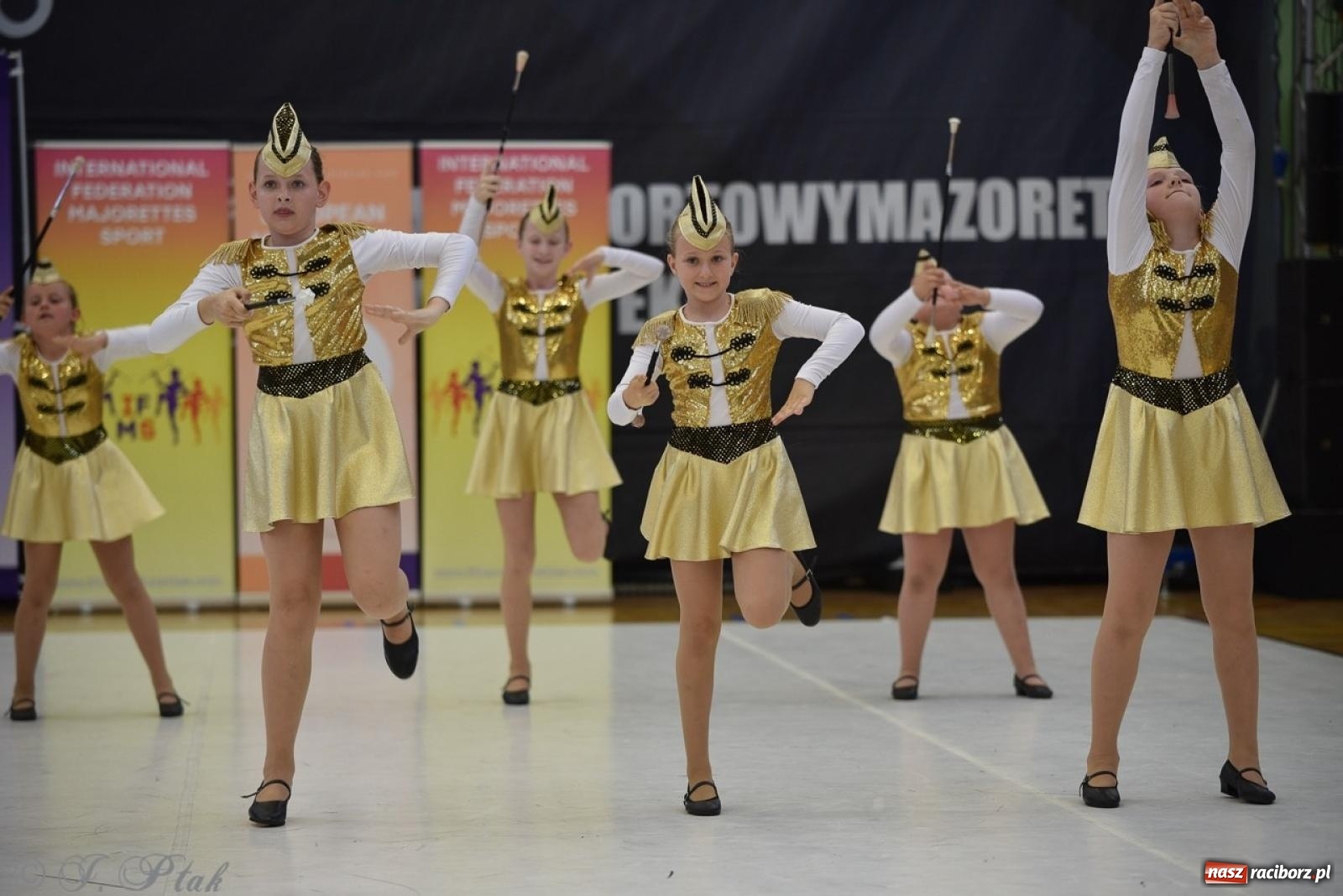 Zdjęcie w galerii na portalu naszraciborz.pl: Trzydniowe święto mażoretek w Raciborzu wiadomości z regionu