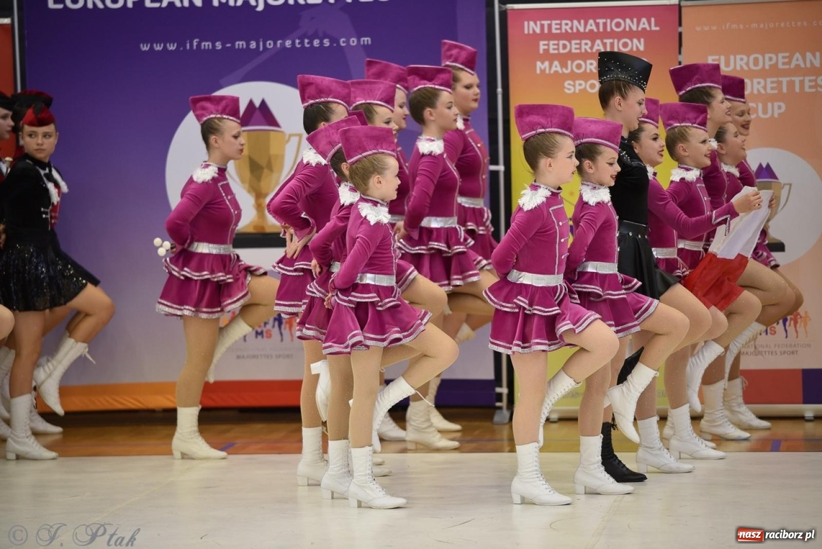 Zdjęcie w galerii na portalu naszraciborz.pl: Trzydniowe święto mażoretek w Raciborzu wiadomości z regionu