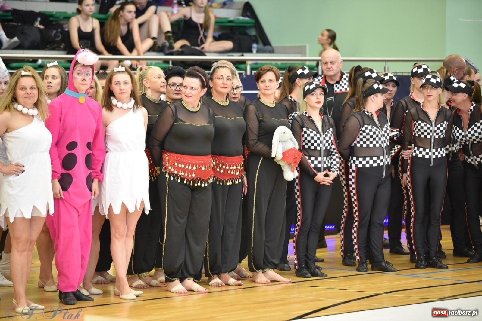 Zdjęcie w galerii na portalu naszraciborz.pl: Trzydniowe święto mażoretek w Raciborzu wiadomości z regionu