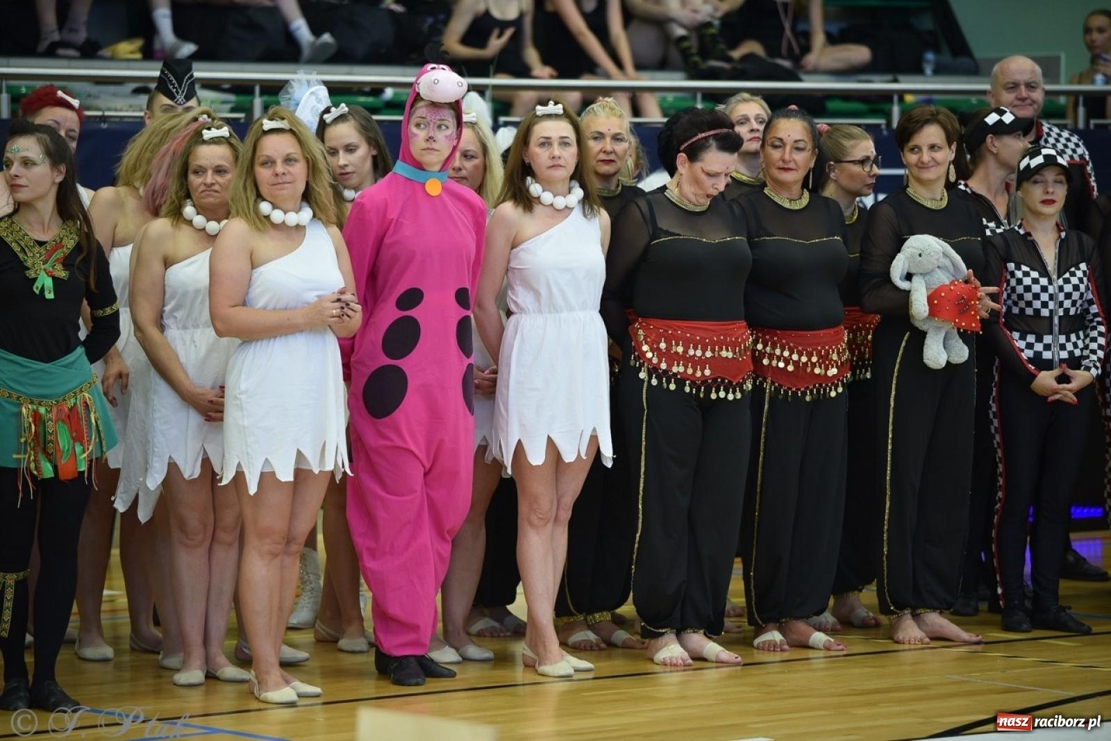 Zdjęcie w galerii na portalu naszraciborz.pl: Trzydniowe święto mażoretek w Raciborzu wiadomości z regionu