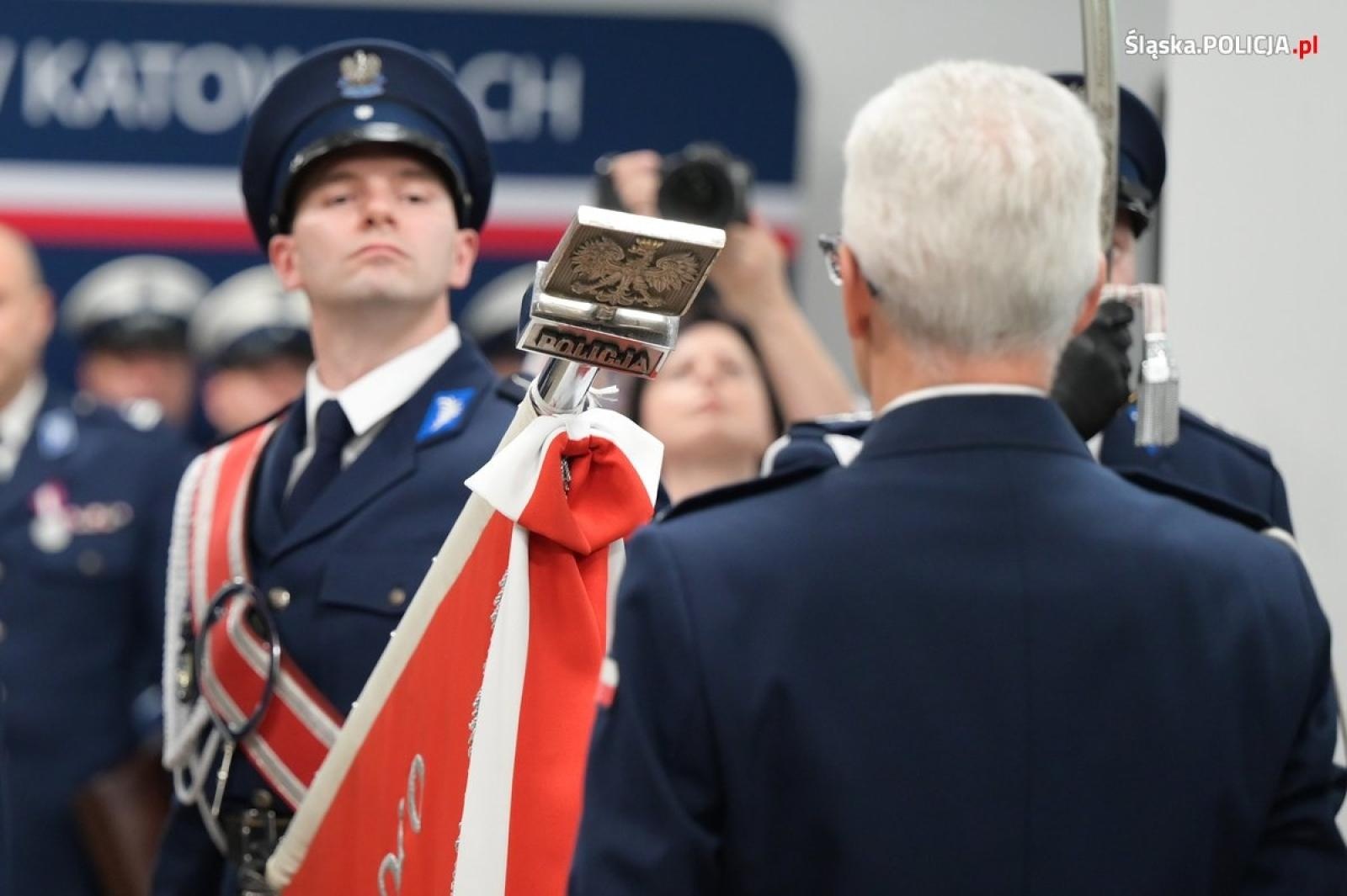 Zdjęcie w galerii na portalu naszraciborz.pl: Inspektor Mariusz Krzystyniak zasiadł w fotelu komendanta wojewódzkiego policji wiadomości z regionu