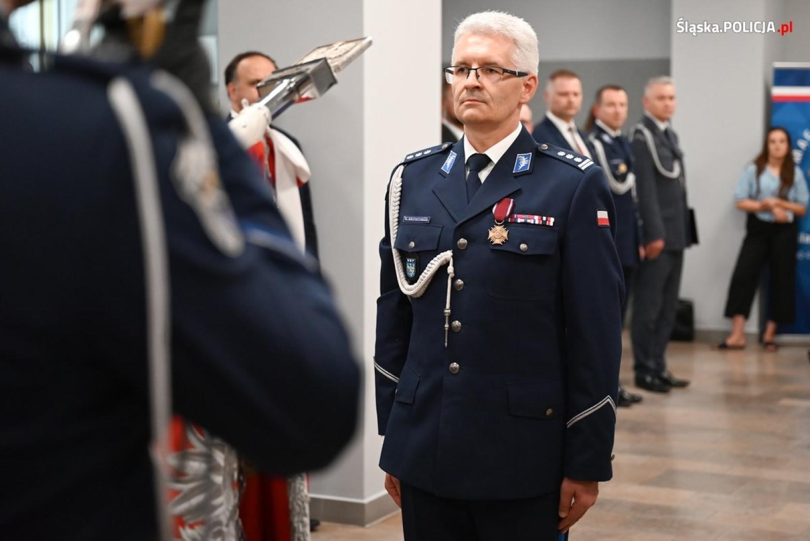 Zdjęcie w galerii na portalu naszraciborz.pl: Inspektor Mariusz Krzystyniak zasiadł w fotelu komendanta wojewódzkiego policji wiadomości z regionu