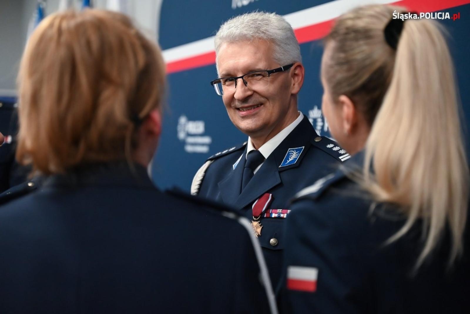 Zdjęcie w galerii na portalu naszraciborz.pl: Inspektor Mariusz Krzystyniak zasiadł w fotelu komendanta wojewódzkiego policji wiadomości z regionu