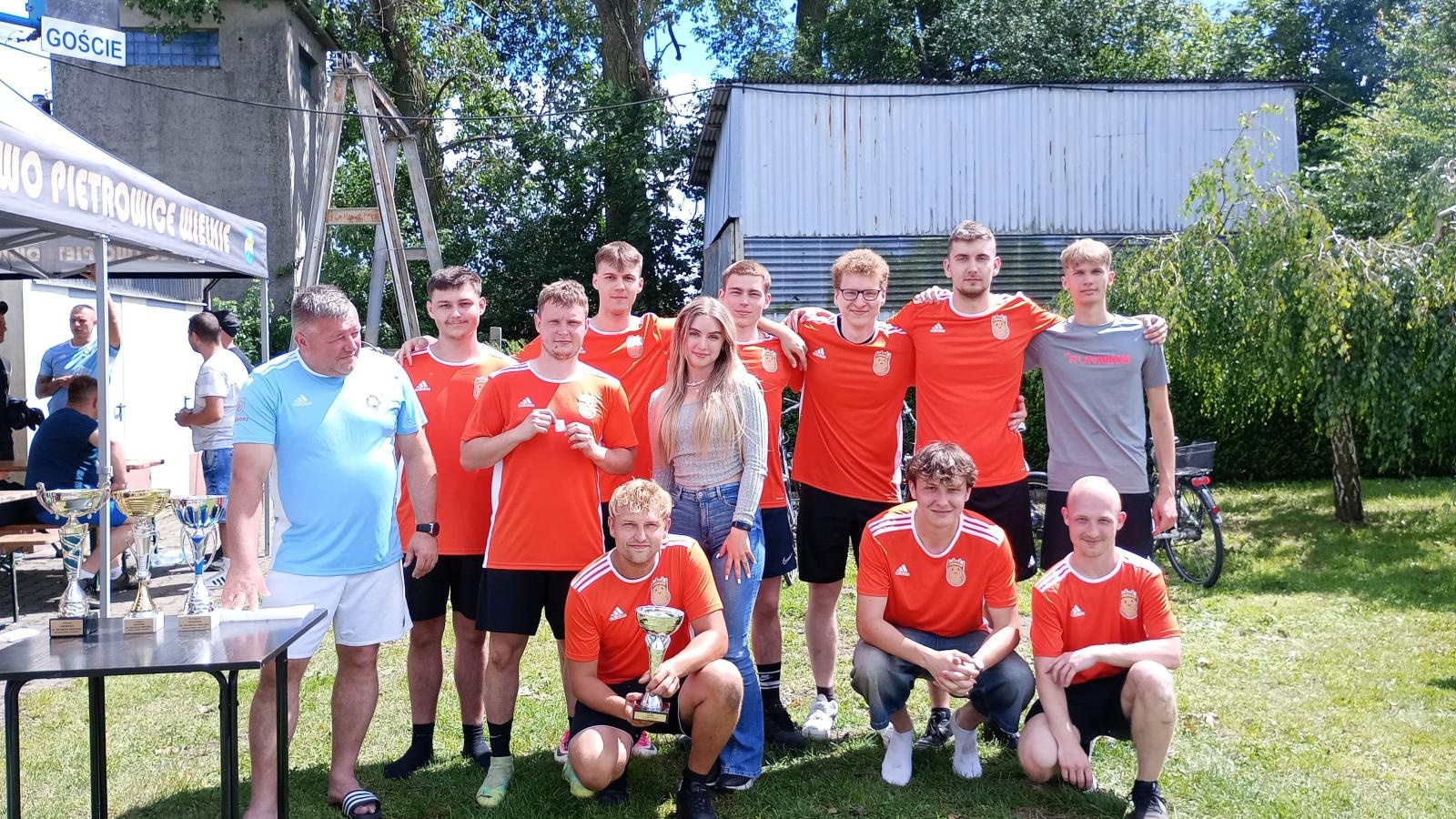 Zdjęcie w galerii na portalu naszraciborz.pl: Uczcili pamięć działacza z Pietrowic Wielkich. I memoriał im. Wilibalda Pawlaska za nami  wiadomości z regionu