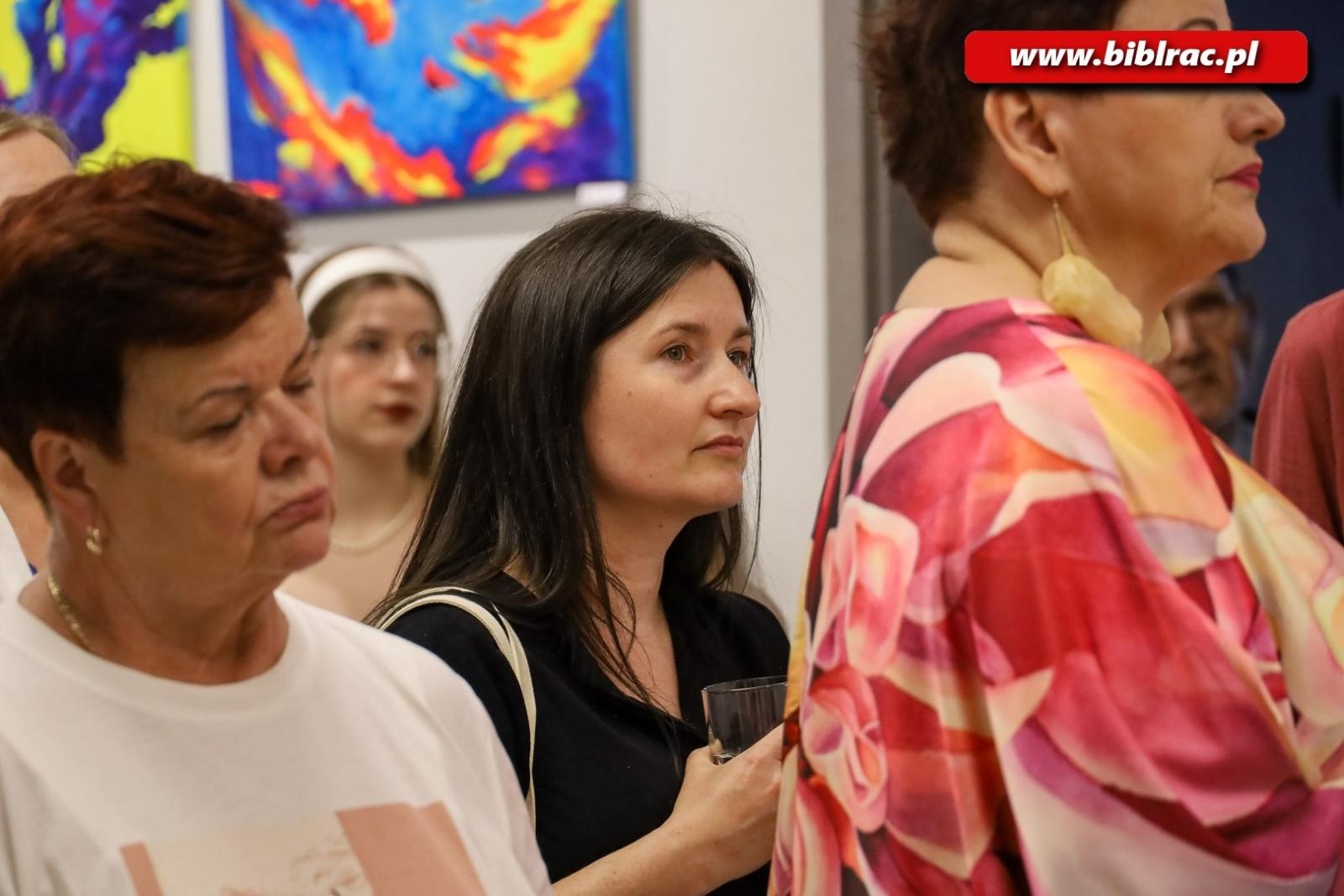 Zdjęcie w galerii na portalu naszraciborz.pl: Absolwenci Liceum Plastycznego pokazali swoje prace w Gawrze wiadomości z regionu