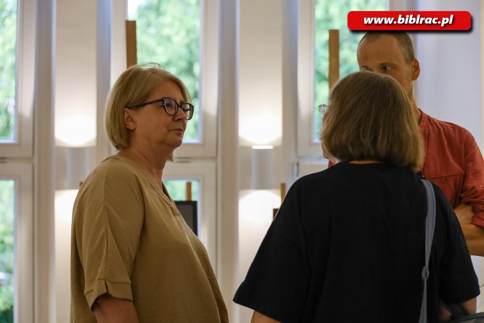 Zdjęcie w galerii na portalu naszraciborz.pl: Absolwenci Liceum Plastycznego pokazali swoje prace w Gawrze wiadomości z regionu