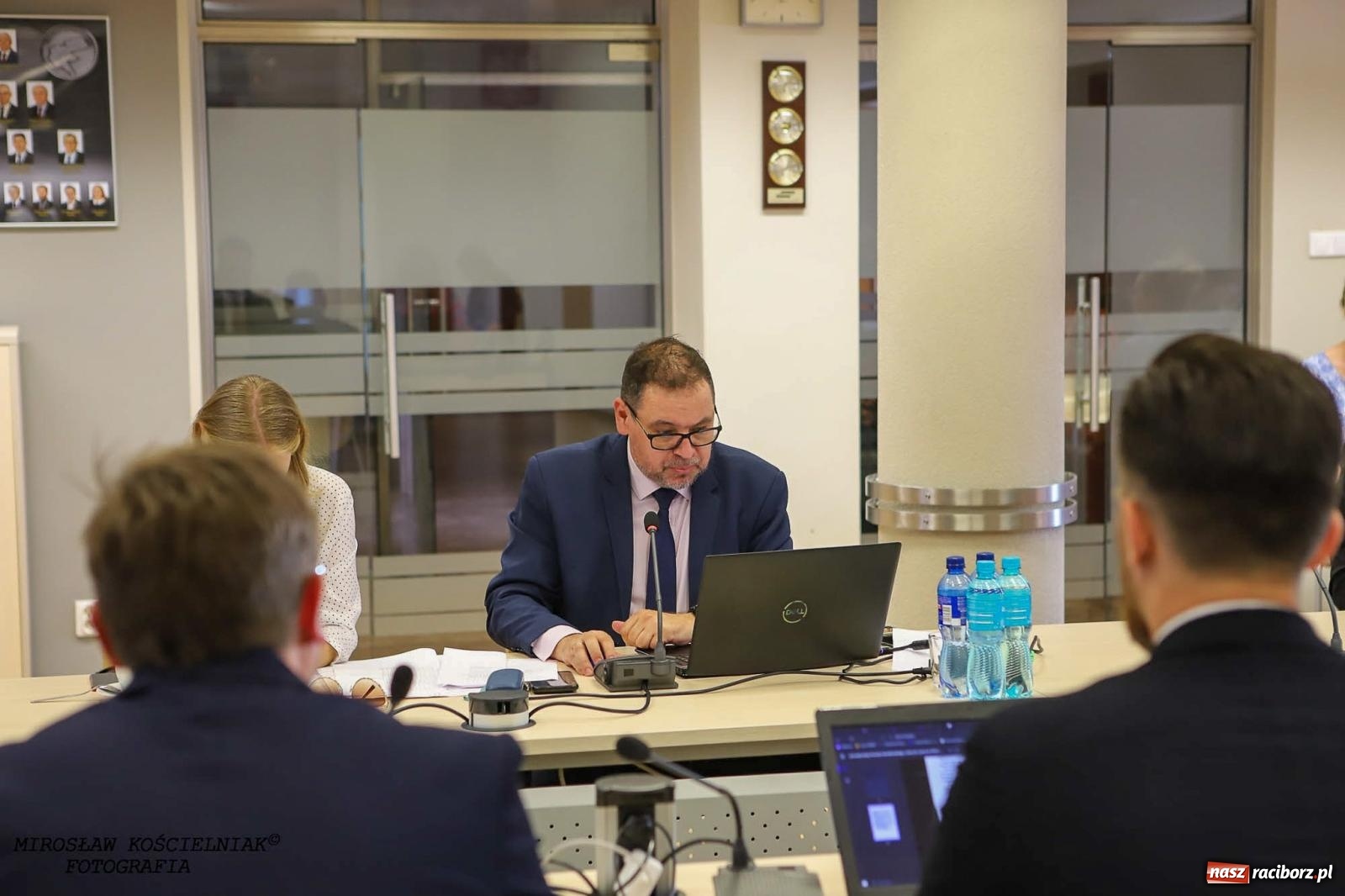 Zdjęcie w galerii na portalu naszraciborz.pl: Sesja pełna emocji. Rada Powiatu dała zielone światło do przekształcenia MDK-u wiadomości z regionu