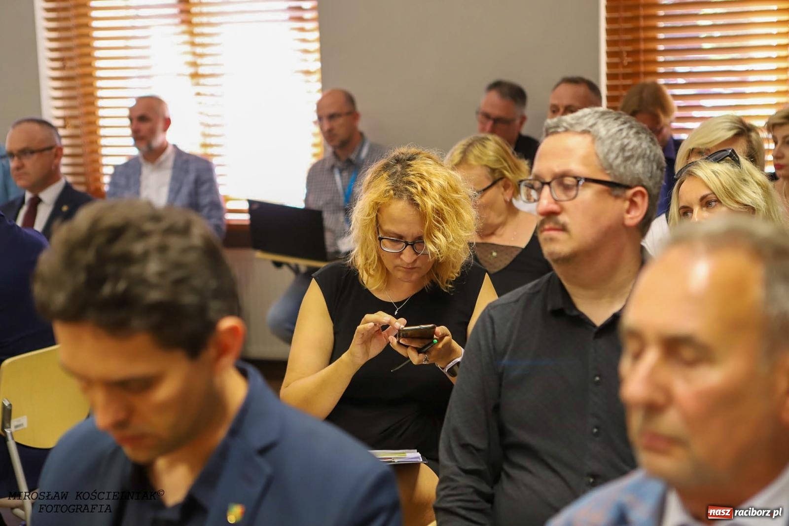 Zdjęcie w galerii na portalu naszraciborz.pl: Sesja pełna emocji. Rada Powiatu dała zielone światło do przekształcenia MDK-u wiadomości z regionu