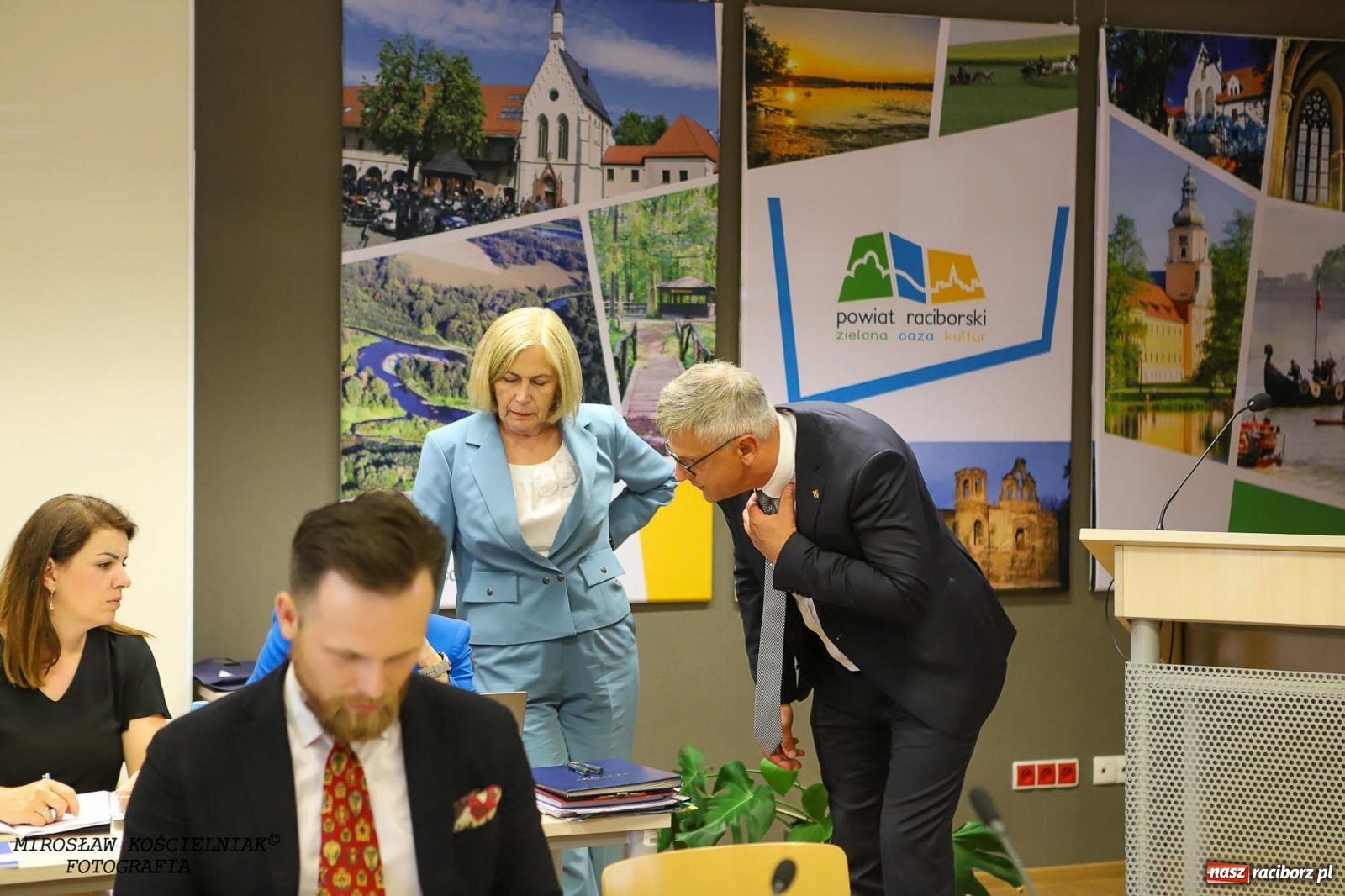 Zdjęcie w galerii na portalu naszraciborz.pl: Sesja pełna emocji. Rada Powiatu dała zielone światło do przekształcenia MDK-u wiadomości z regionu