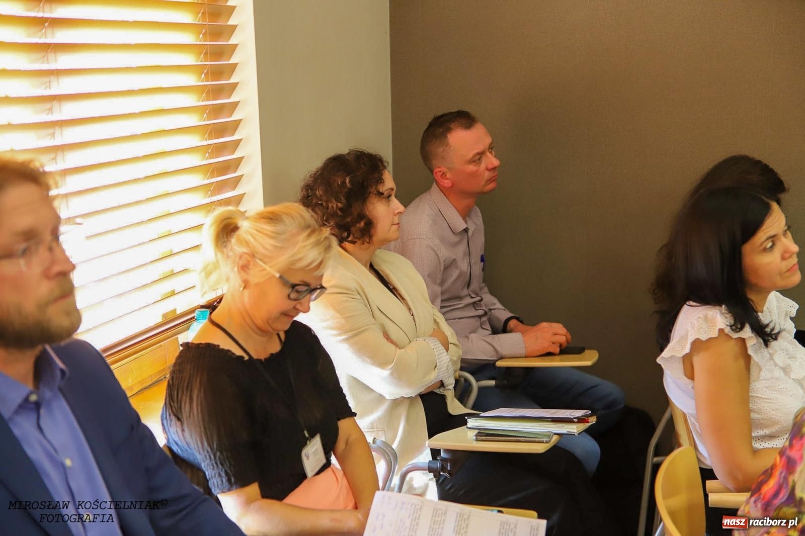 Zdjęcie w galerii na portalu naszraciborz.pl: Sesja pełna emocji. Rada Powiatu dała zielone światło do przekształcenia MDK-u wiadomości z regionu