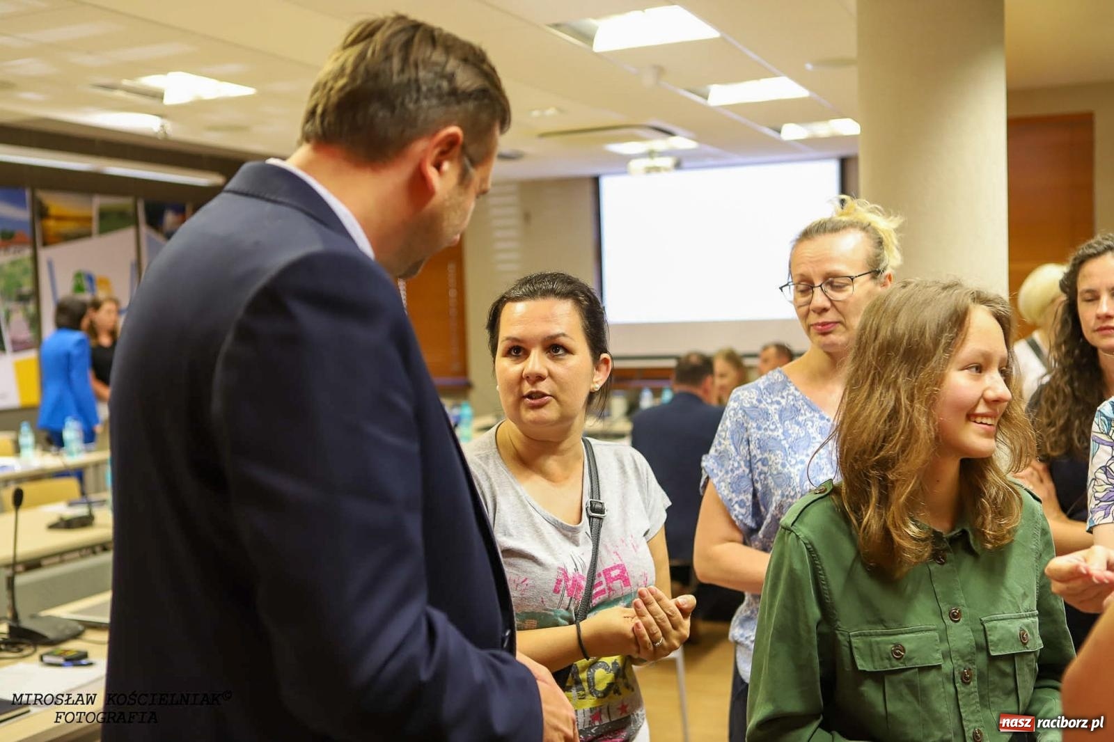 Zdjęcie w galerii na portalu naszraciborz.pl: Sesja pełna emocji. Rada Powiatu dała zielone światło do przekształcenia MDK-u wiadomości z regionu