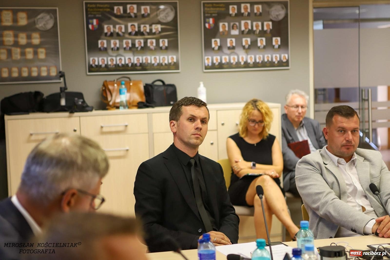 Zdjęcie w galerii na portalu naszraciborz.pl: Sesja pełna emocji. Rada Powiatu dała zielone światło do przekształcenia MDK-u wiadomości z regionu