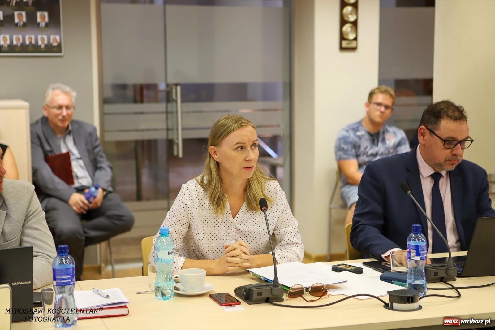 Zdjęcie w galerii na portalu naszraciborz.pl: Sesja pełna emocji. Rada Powiatu dała zielone światło do przekształcenia MDK-u wiadomości z regionu