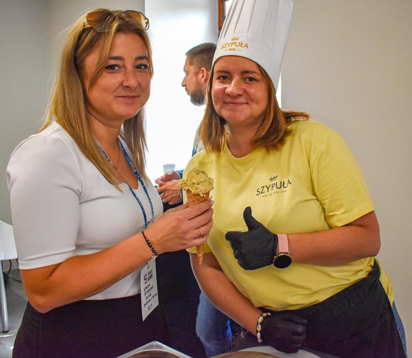 Zdjęcie w galerii na portalu naszraciborz.pl: VI Silesia Meeting Day na Zamku Piastowskim w Raciborzu wiadomości z regionu