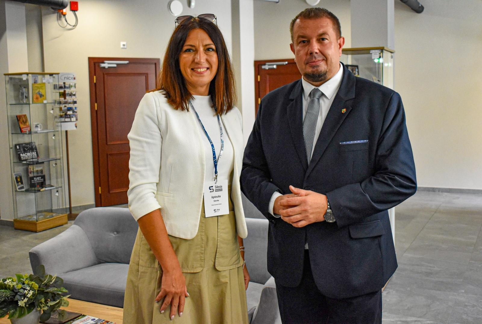 Zdjęcie w galerii na portalu naszraciborz.pl: VI Silesia Meeting Day na Zamku Piastowskim w Raciborzu wiadomości z regionu