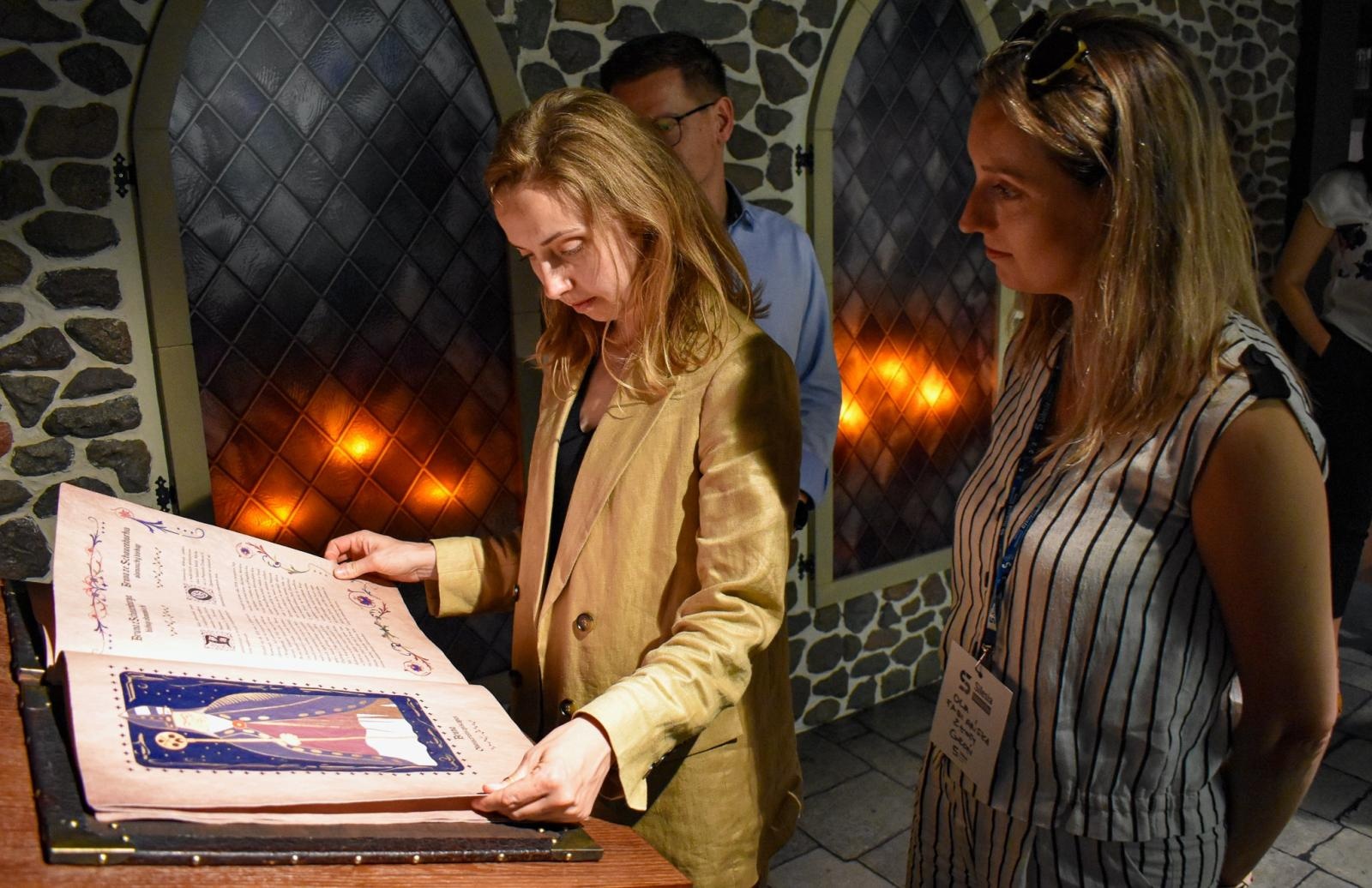 Zdjęcie w galerii na portalu naszraciborz.pl: VI Silesia Meeting Day na Zamku Piastowskim w Raciborzu wiadomości z regionu