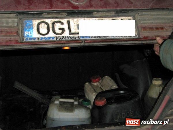 Zdjęcie w galerii na portalu naszraciborz.pl: Ukradł 70 litrów oleju napędowego wiadomości z regionu