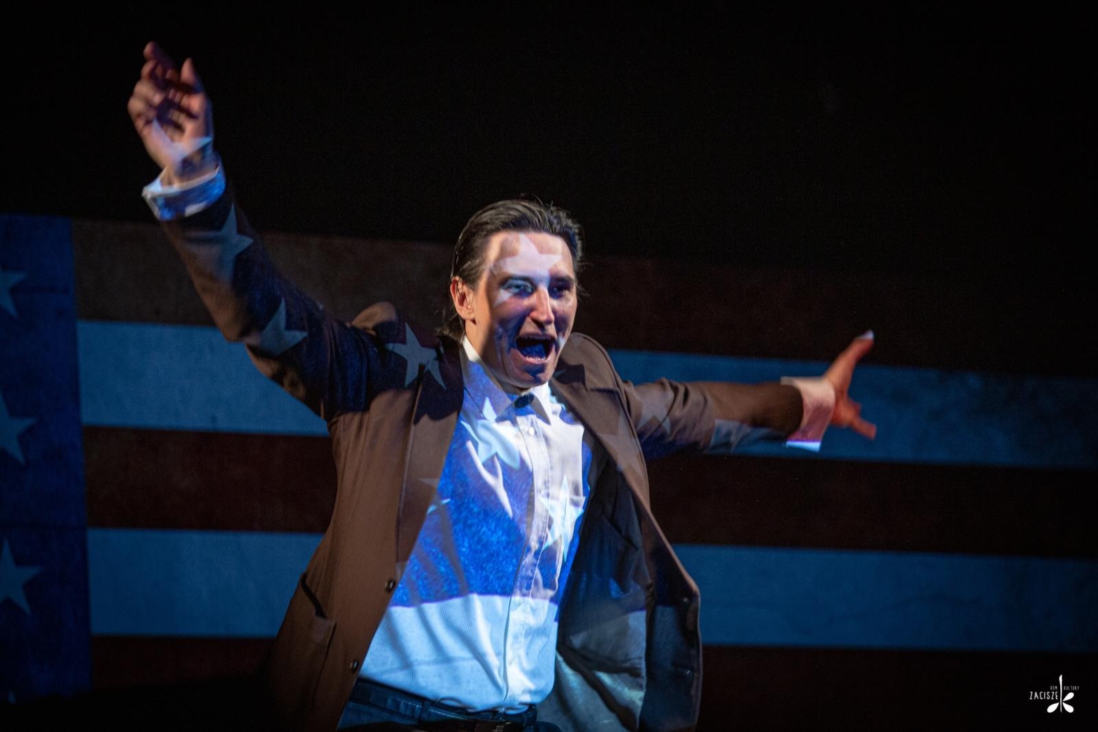 Zdjęcie w galerii na portalu naszraciborz.pl: Monodram o Janie Karskim Zupa rybna wiadomości z regionu