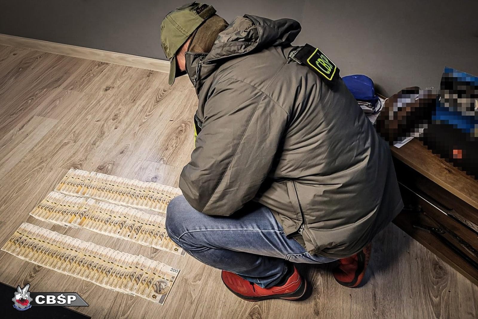 Zdjęcie w galerii na portalu naszraciborz.pl: Zlikwidowano dwie nielegalne plantacje marihuany. Pięć osób zatrzymanych wiadomości z regionu