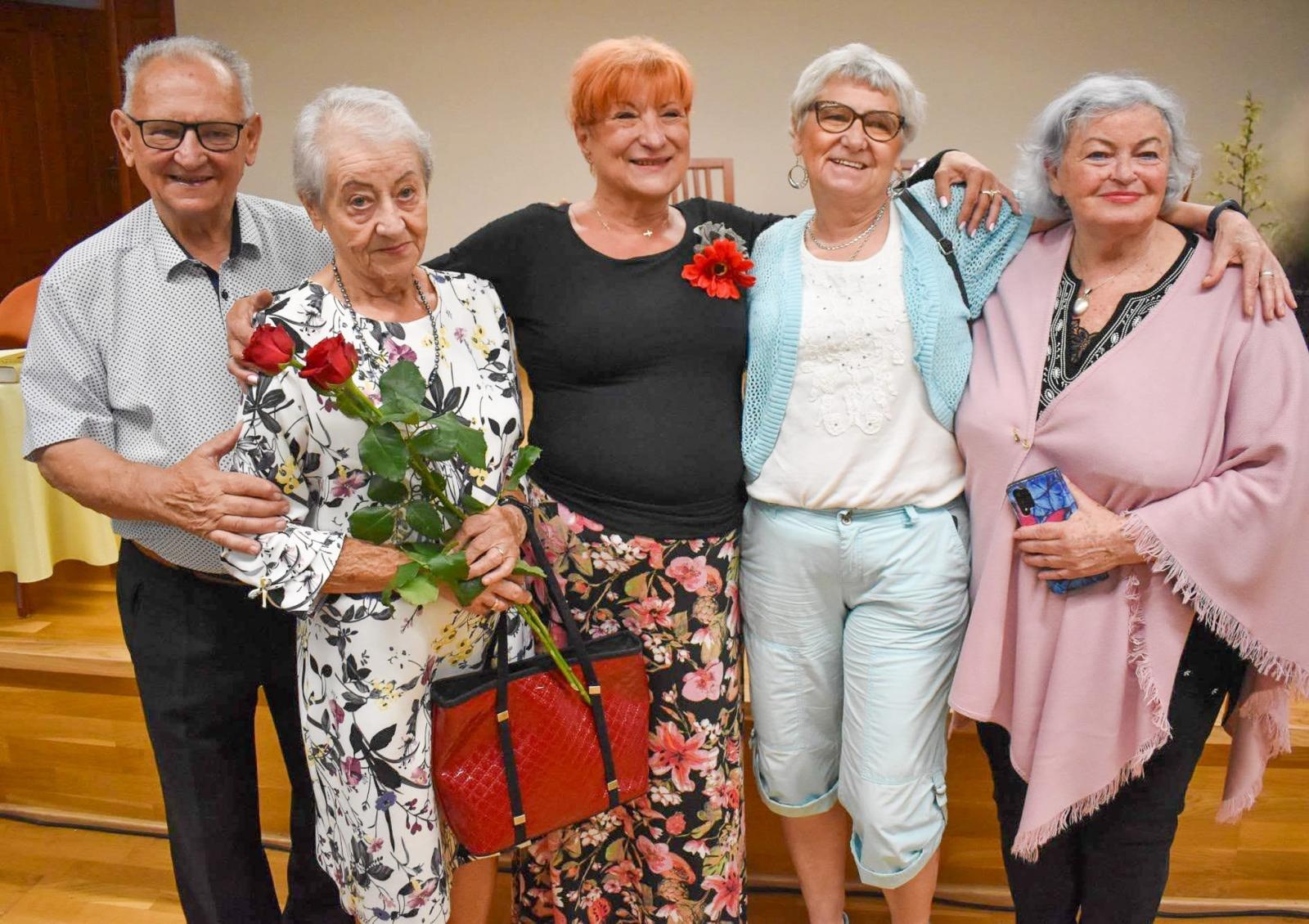 Zdjęcie w galerii na portalu naszraciborz.pl: Ubieramy życie w miłość. Fortissimo na teatralnej zamkowej scenie wiadomości z regionu