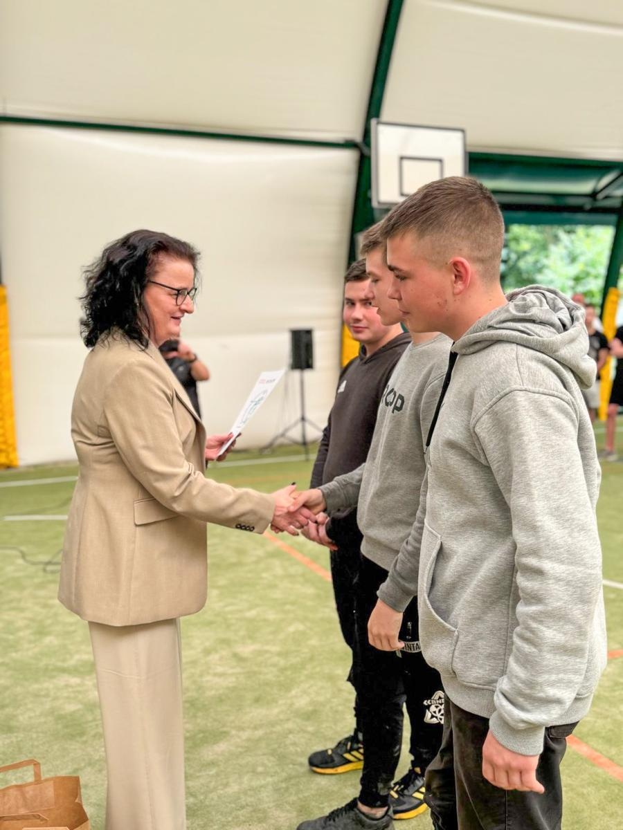 Zdjęcie w galerii na portalu naszraciborz.pl: W Rudach odbyły się X Mistrzostwa Polski w Wędkarstwie Spławikowym MOW-ów wiadomości z regionu
