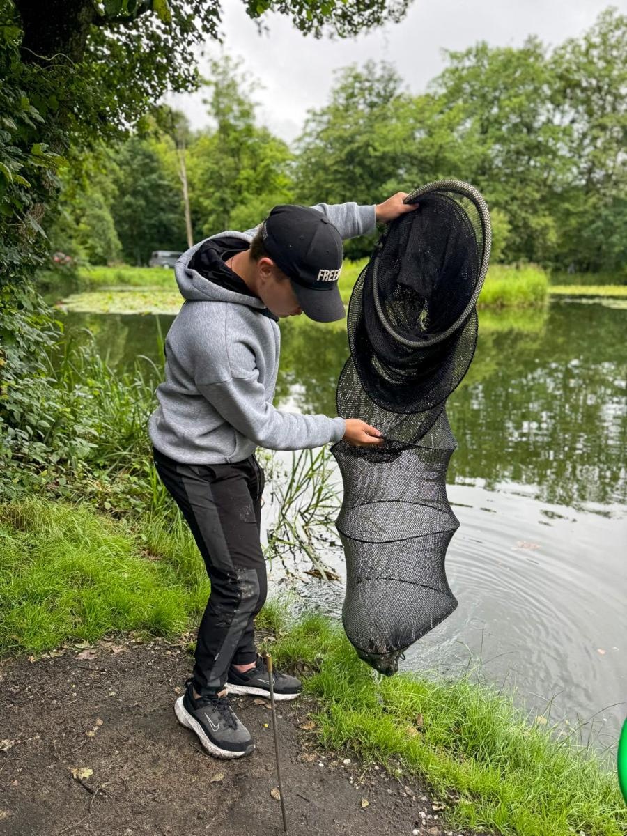 Zdjęcie w galerii na portalu naszraciborz.pl: W Rudach odbyły się X Mistrzostwa Polski w Wędkarstwie Spławikowym MOW-ów wiadomości z regionu
