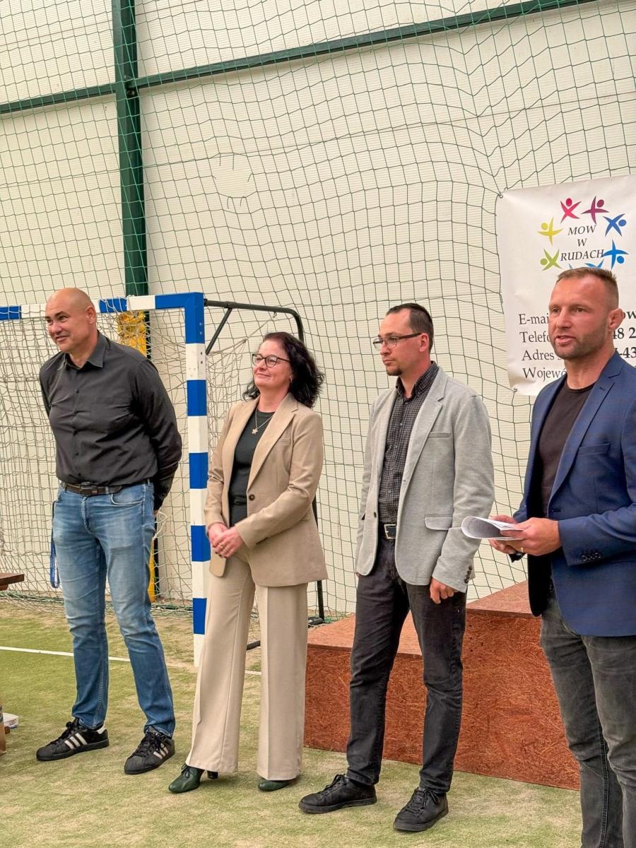 Zdjęcie w galerii na portalu naszraciborz.pl: W Rudach odbyły się X Mistrzostwa Polski w Wędkarstwie Spławikowym MOW-ów wiadomości z regionu