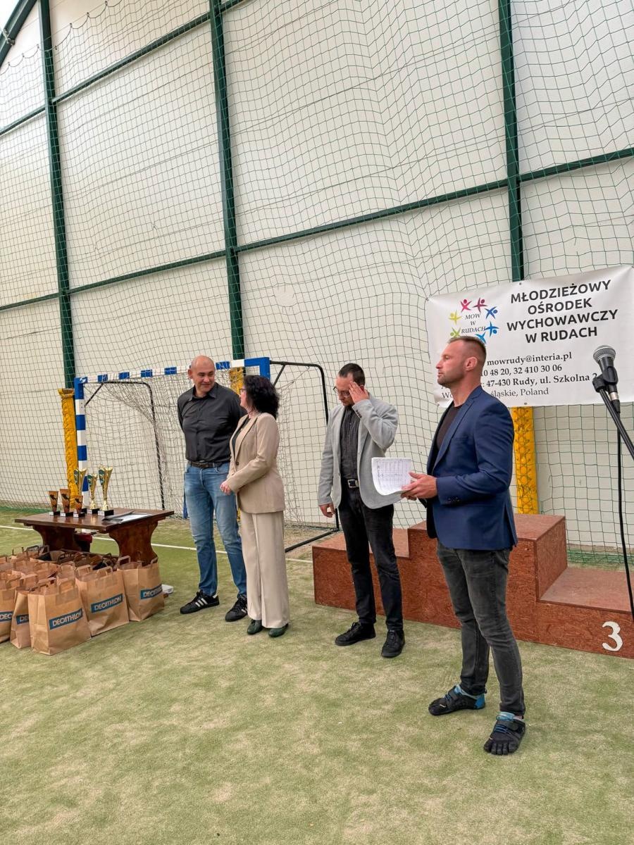 Zdjęcie w galerii na portalu naszraciborz.pl: W Rudach odbyły się X Mistrzostwa Polski w Wędkarstwie Spławikowym MOW-ów wiadomości z regionu