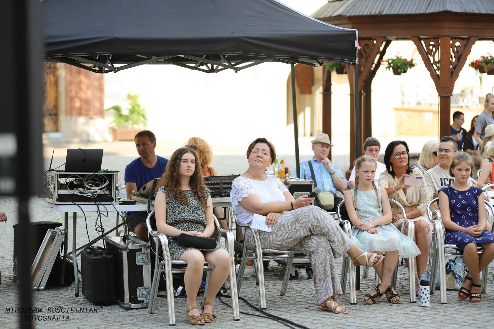 Zdjęcie w galerii na portalu naszraciborz.pl: Letnie koncerty MDK na zamku [FOTO i WIDEO] wiadomości z regionu