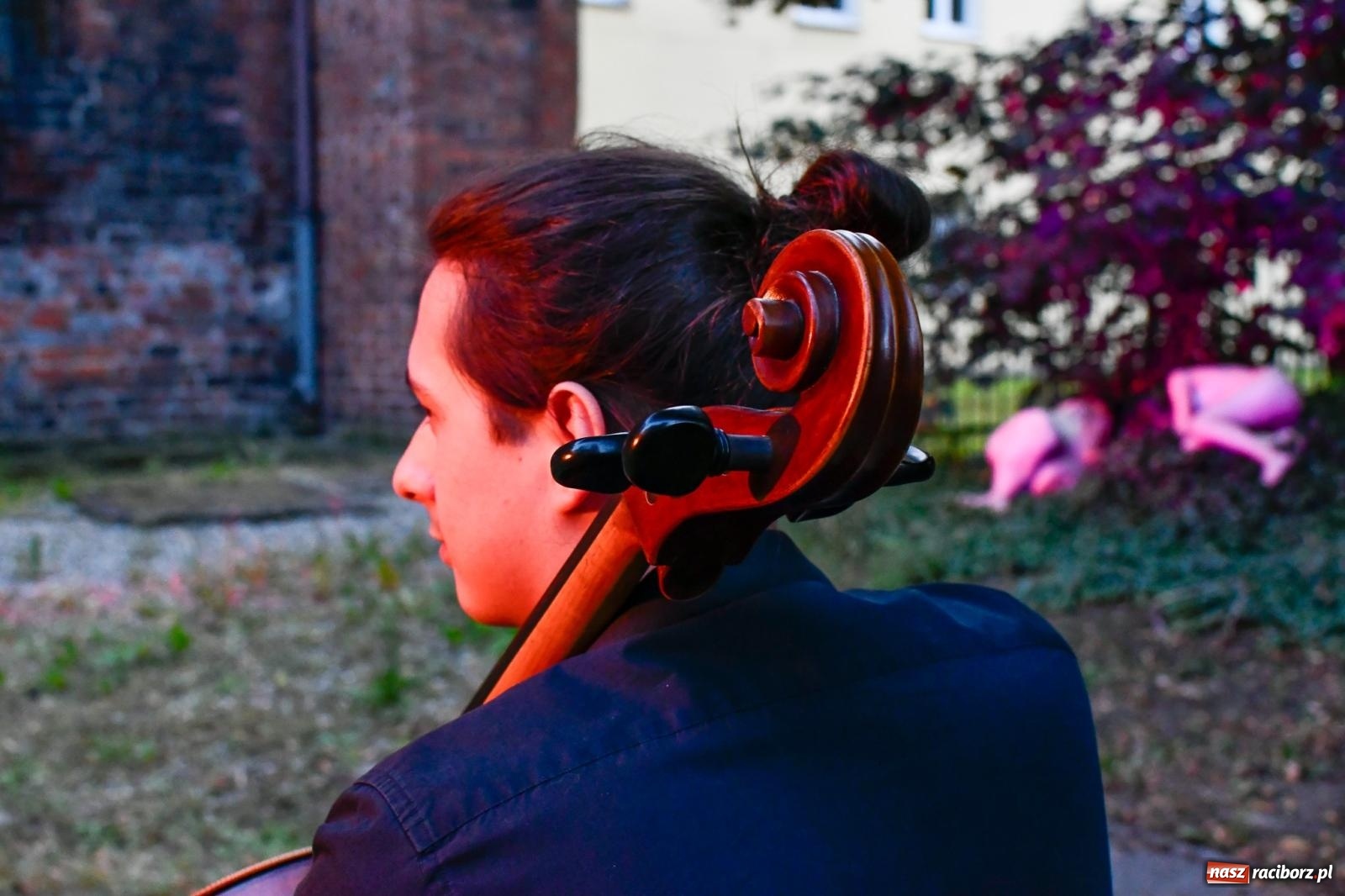 Zdjęcie w galerii na portalu naszraciborz.pl: NOC KULTURY II - Zda[e]rzenia NIEPOWTARZALNE w RCK wiadomości z regionu