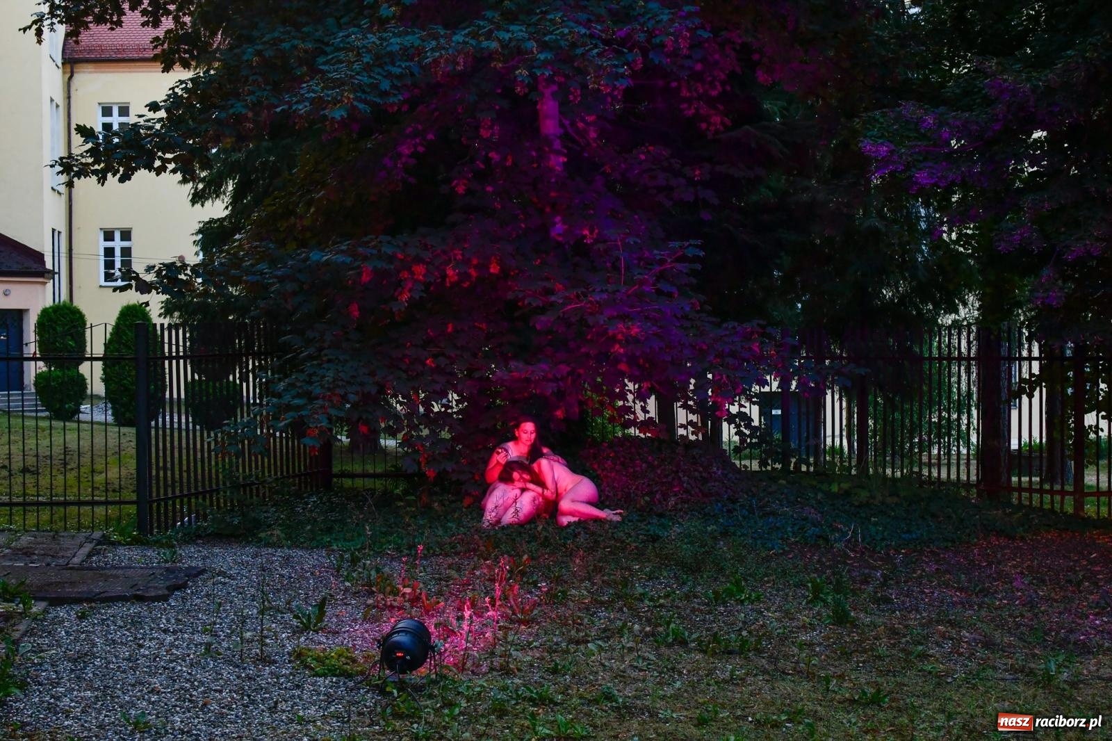 Zdjęcie w galerii na portalu naszraciborz.pl: NOC KULTURY II - Zda[e]rzenia NIEPOWTARZALNE w RCK wiadomości z regionu