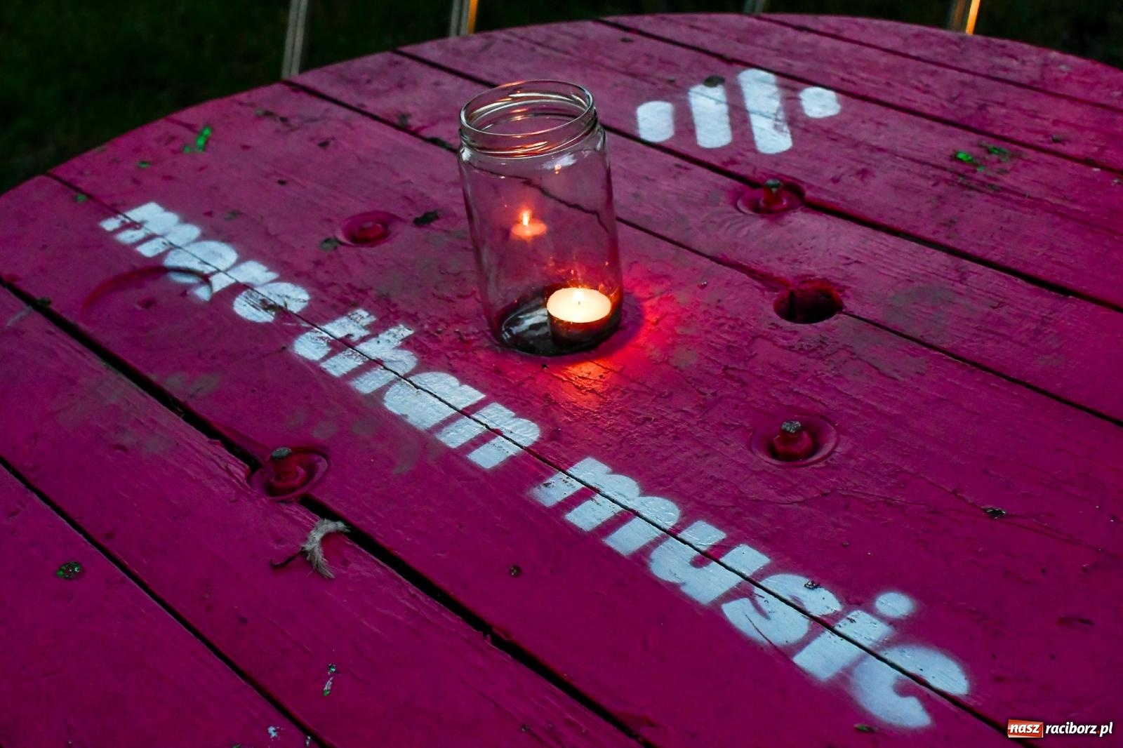 Zdjęcie w galerii na portalu naszraciborz.pl: NOC KULTURY II - Zda[e]rzenia NIEPOWTARZALNE w RCK wiadomości z regionu