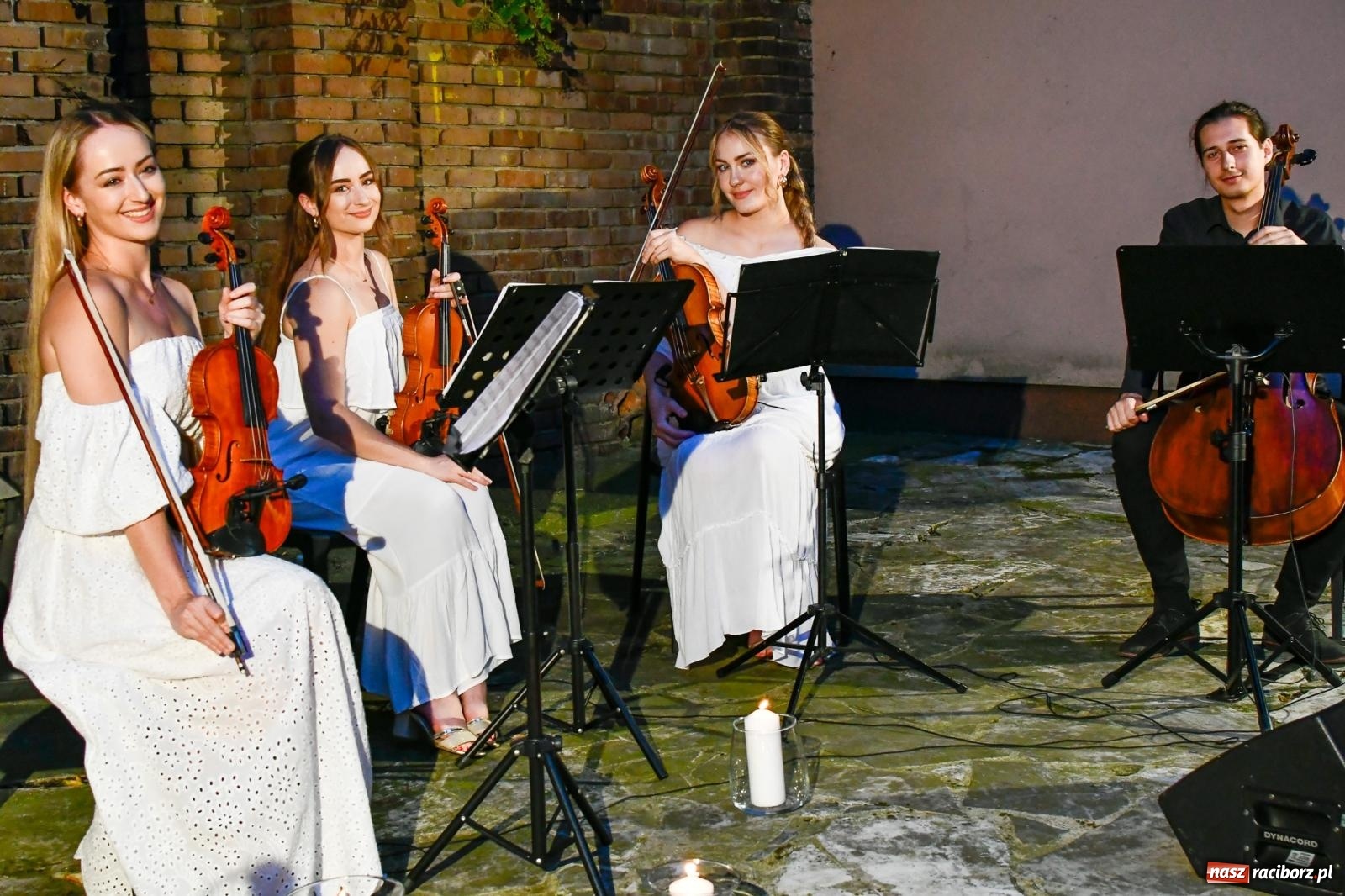 Zdjęcie w galerii na portalu naszraciborz.pl: NOC KULTURY II - Zda[e]rzenia NIEPOWTARZALNE w RCK wiadomości z regionu