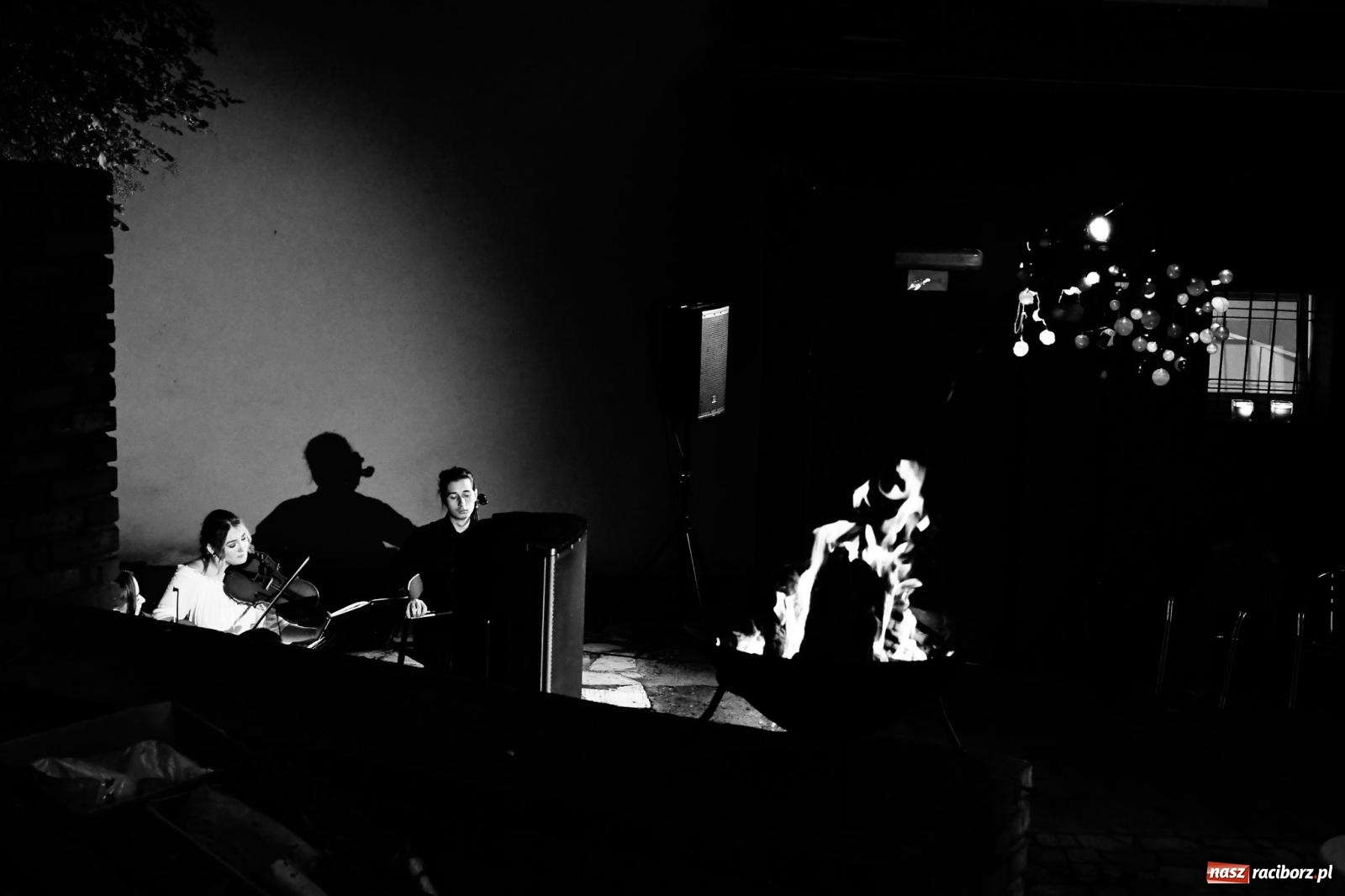 Zdjęcie w galerii na portalu naszraciborz.pl: NOC KULTURY II - Zda[e]rzenia NIEPOWTARZALNE w RCK wiadomości z regionu