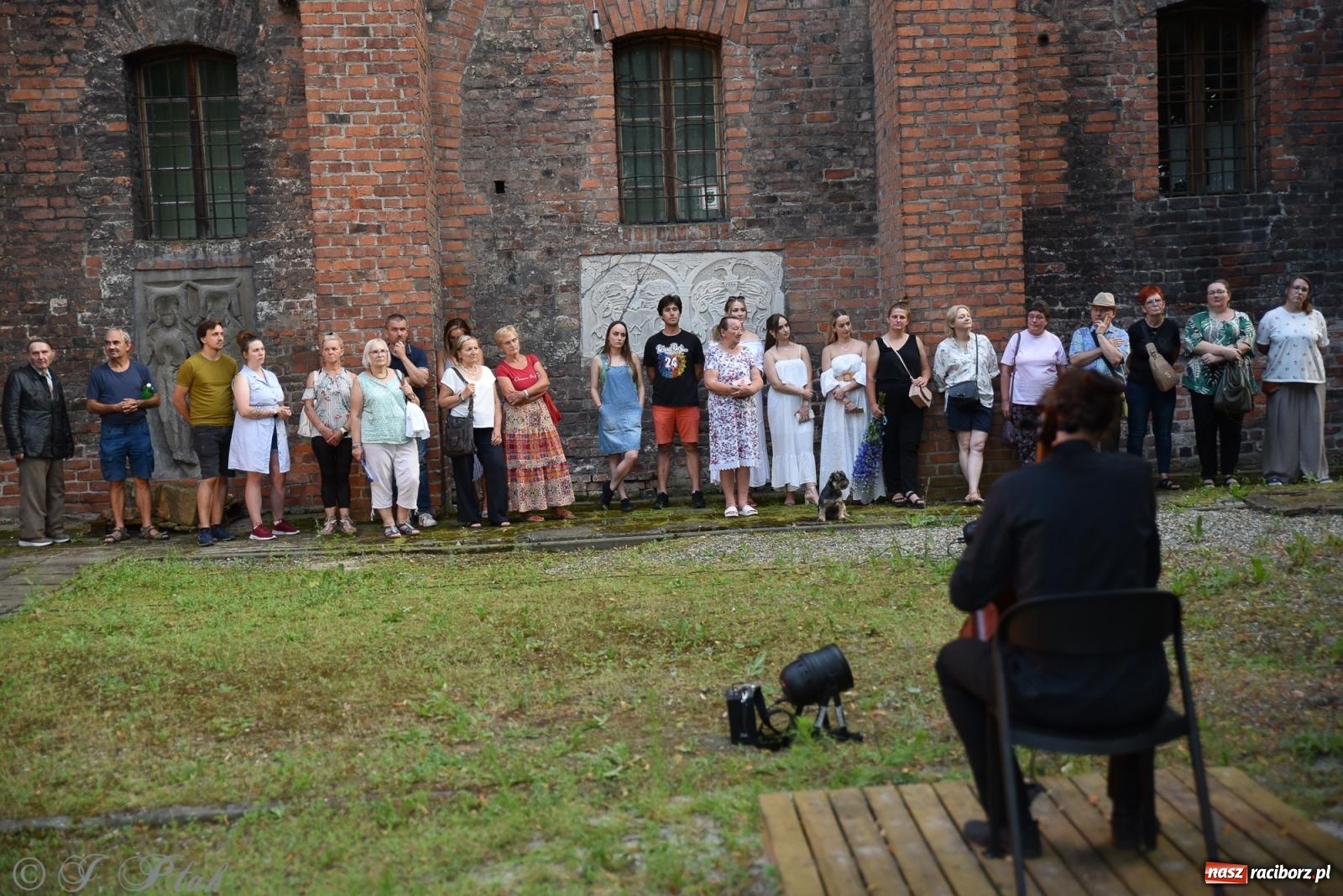 Zdjęcie w galerii na portalu naszraciborz.pl: NOC KULTURY II - Zda[e]rzenia NIEPOWTARZALNE w RCK wiadomości z regionu