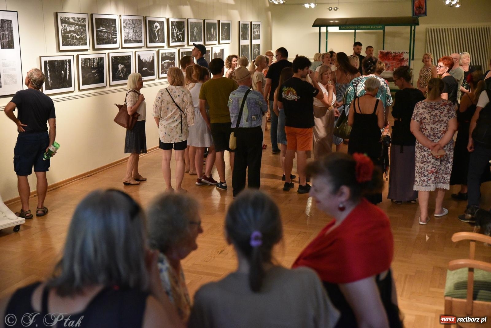 Zdjęcie w galerii na portalu naszraciborz.pl: NOC KULTURY II - Zda[e]rzenia NIEPOWTARZALNE w RCK wiadomości z regionu