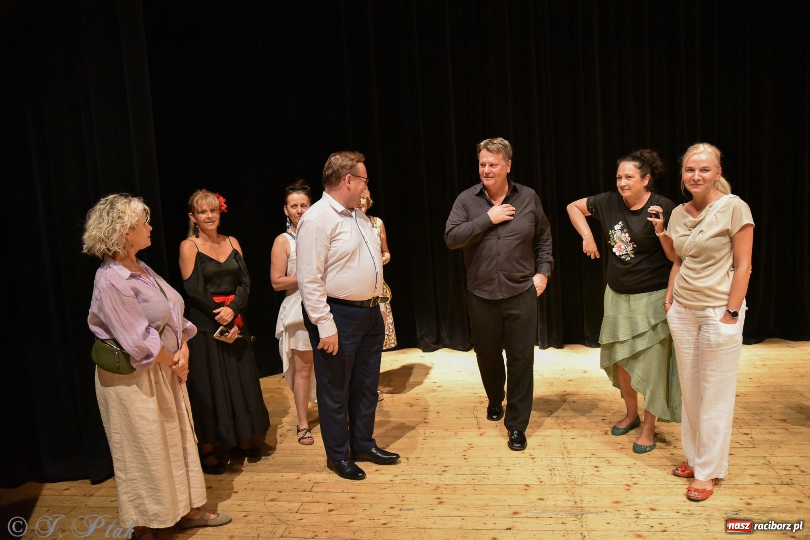 Zdjęcie w galerii na portalu naszraciborz.pl: NOC KULTURY II - Zda[e]rzenia NIEPOWTARZALNE w RCK wiadomości z regionu