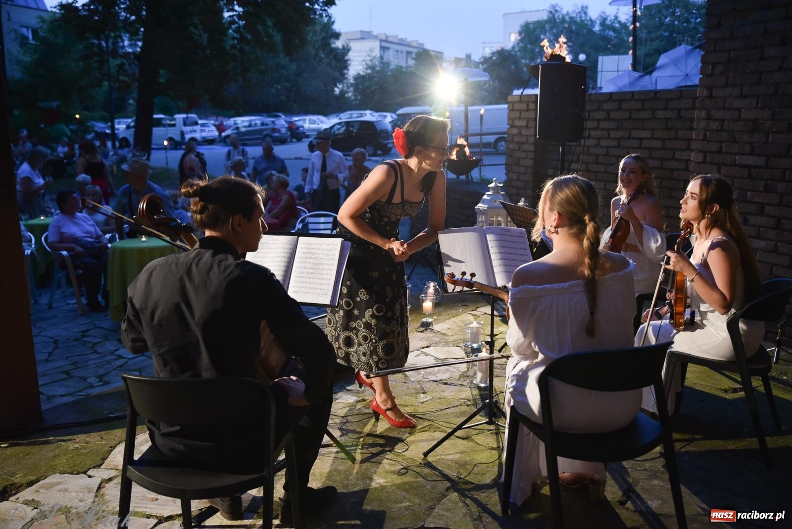 Zdjęcie w galerii na portalu naszraciborz.pl: NOC KULTURY II - Zda[e]rzenia NIEPOWTARZALNE w RCK wiadomości z regionu