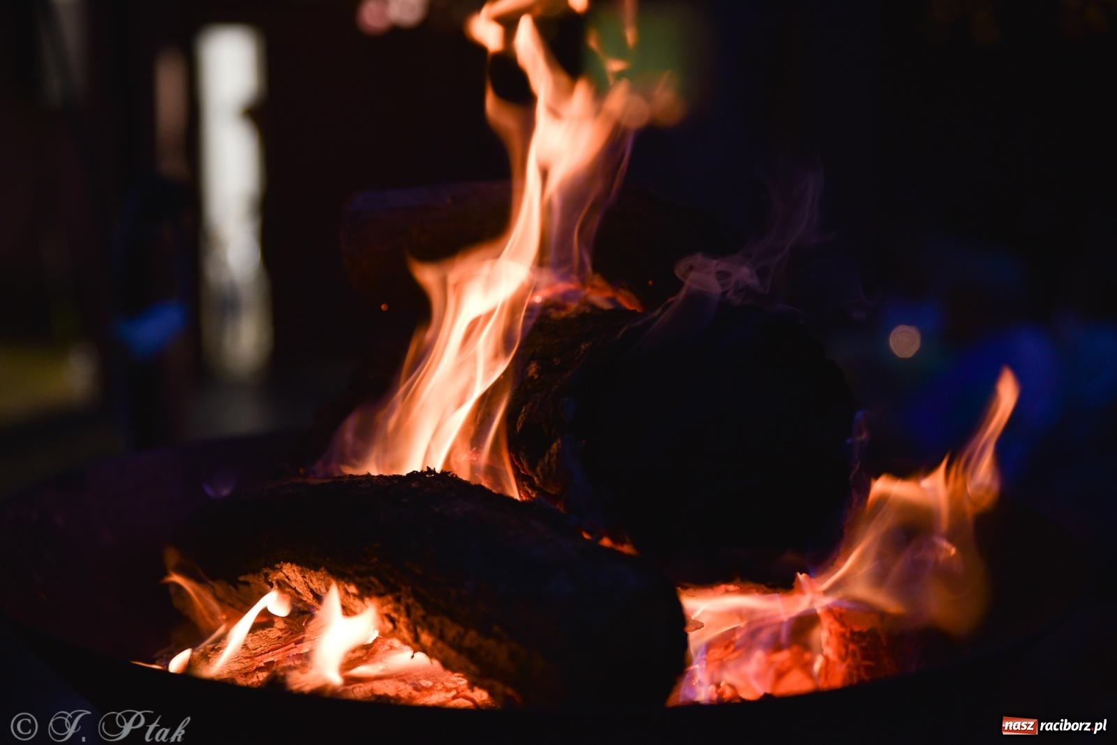 Zdjęcie w galerii na portalu naszraciborz.pl: NOC KULTURY II - Zda[e]rzenia NIEPOWTARZALNE w RCK wiadomości z regionu