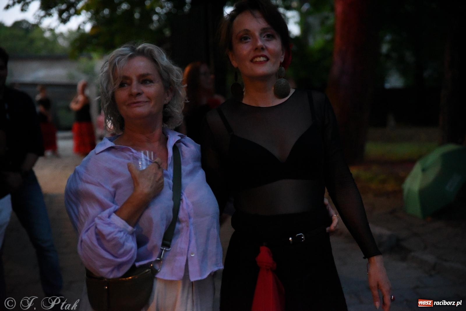 Zdjęcie w galerii na portalu naszraciborz.pl: NOC KULTURY II - Zda[e]rzenia NIEPOWTARZALNE w RCK wiadomości z regionu