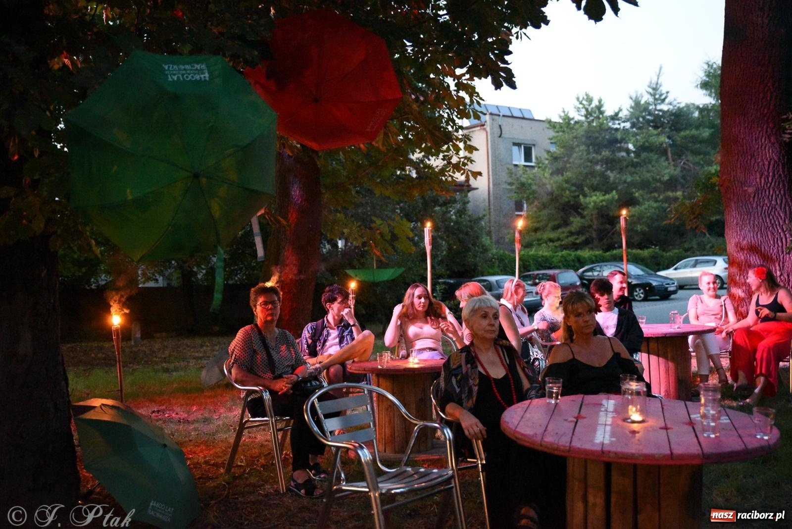 Zdjęcie w galerii na portalu naszraciborz.pl: NOC KULTURY II - Zda[e]rzenia NIEPOWTARZALNE w RCK wiadomości z regionu