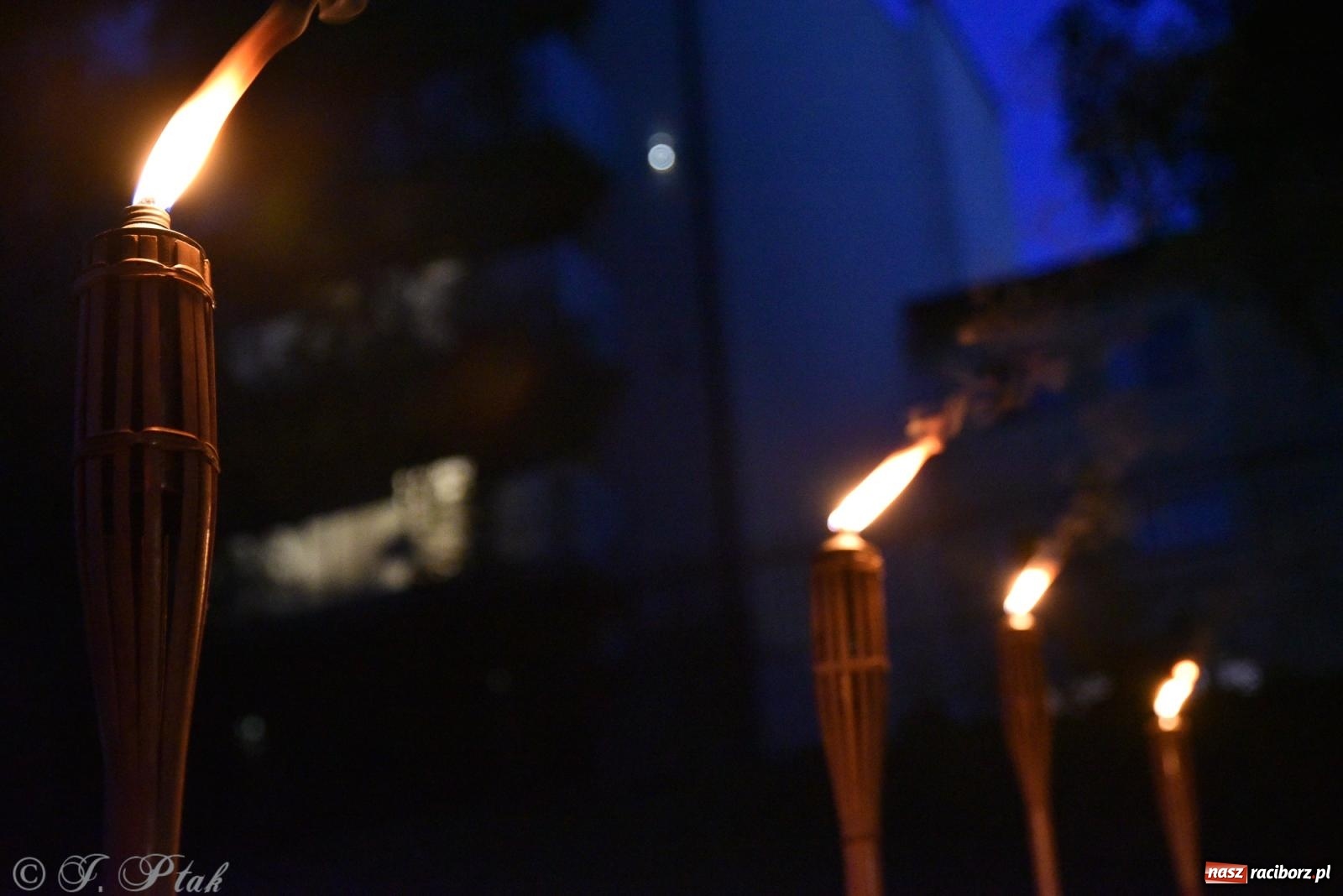 Zdjęcie w galerii na portalu naszraciborz.pl: NOC KULTURY II - Zda[e]rzenia NIEPOWTARZALNE w RCK wiadomości z regionu