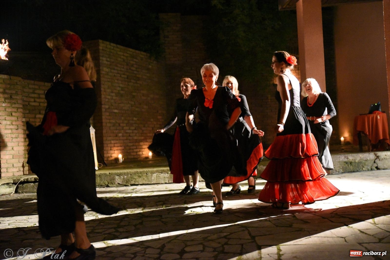 Zdjęcie w galerii na portalu naszraciborz.pl: NOC KULTURY II - Zda[e]rzenia NIEPOWTARZALNE w RCK wiadomości z regionu