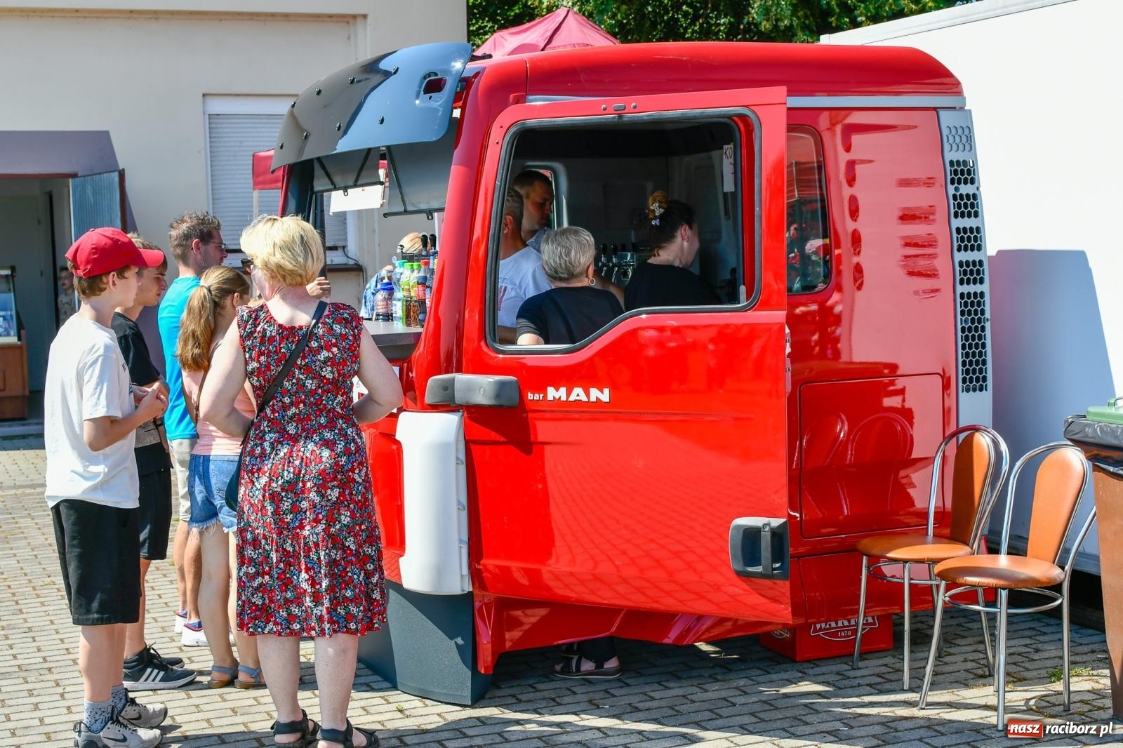 Zdjęcie w galerii na portalu naszraciborz.pl: Stare samochody i motocykle na zlocie w Zabełkowie [FOTO i WIDEO] wiadomości z regionu