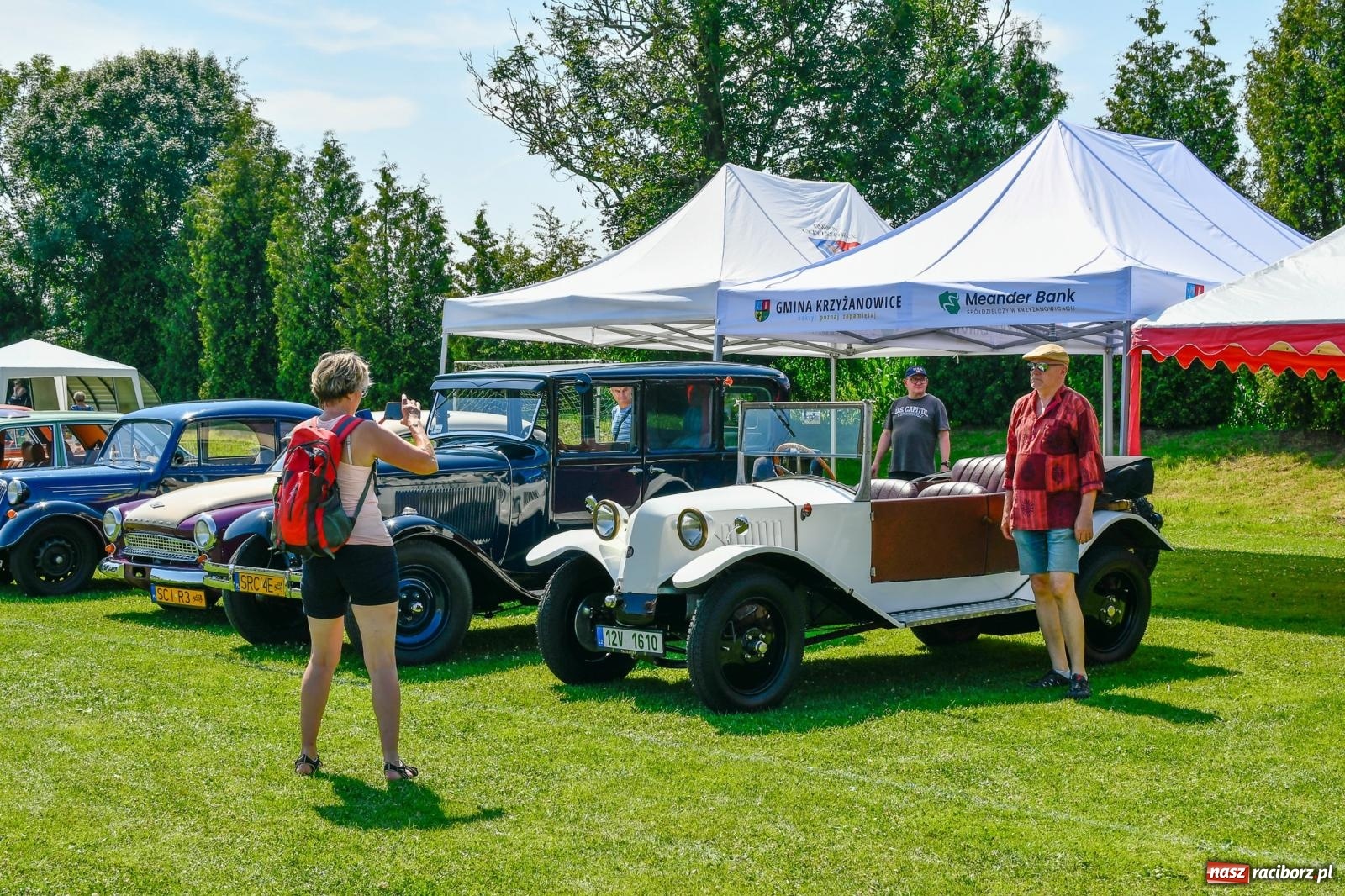 Zdjęcie w galerii na portalu naszraciborz.pl: Stare samochody i motocykle na zlocie w Zabełkowie [FOTO i WIDEO] wiadomości z regionu