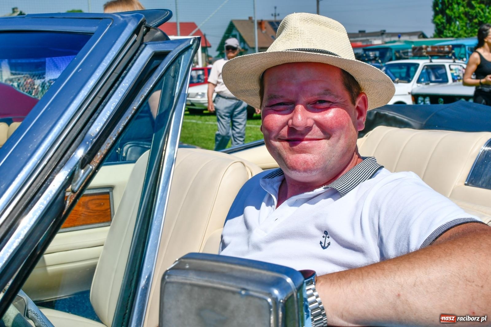 Zdjęcie w galerii na portalu naszraciborz.pl: Stare samochody i motocykle na zlocie w Zabełkowie [FOTO i WIDEO] wiadomości z regionu