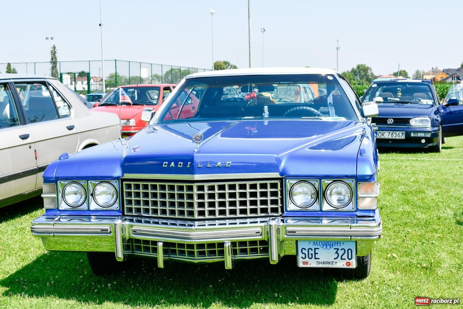 Zdjęcie w galerii na portalu naszraciborz.pl: Stare samochody i motocykle na zlocie w Zabełkowie [FOTO i WIDEO] wiadomości z regionu