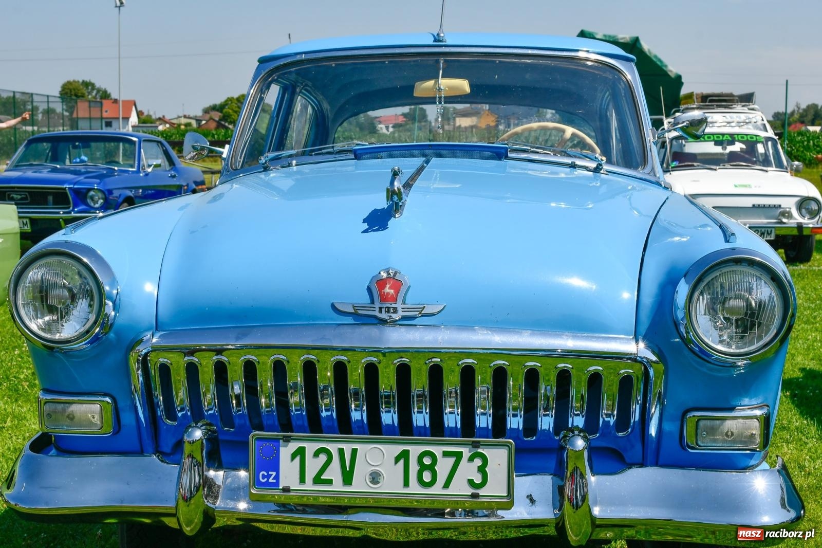 Zdjęcie w galerii na portalu naszraciborz.pl: Stare samochody i motocykle na zlocie w Zabełkowie [FOTO i WIDEO] wiadomości z regionu