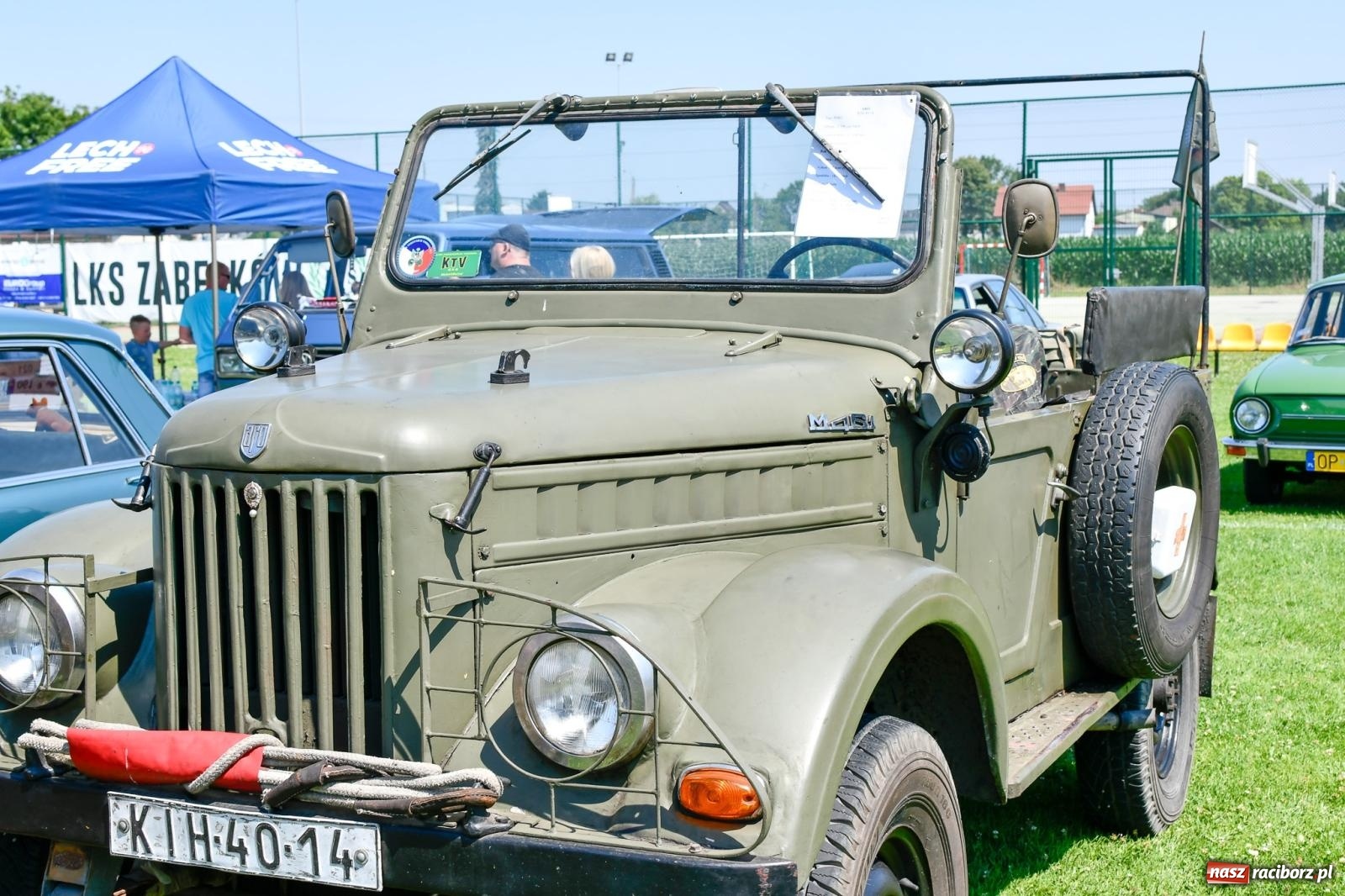Zdjęcie w galerii na portalu naszraciborz.pl: Stare samochody i motocykle na zlocie w Zabełkowie [FOTO i WIDEO] wiadomości z regionu